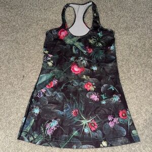 Lulu Flower tank